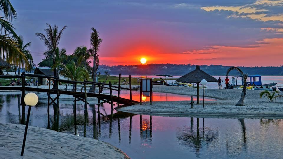Nghunghwa Lodge Vila Praia Do Bilene Buitenkant foto